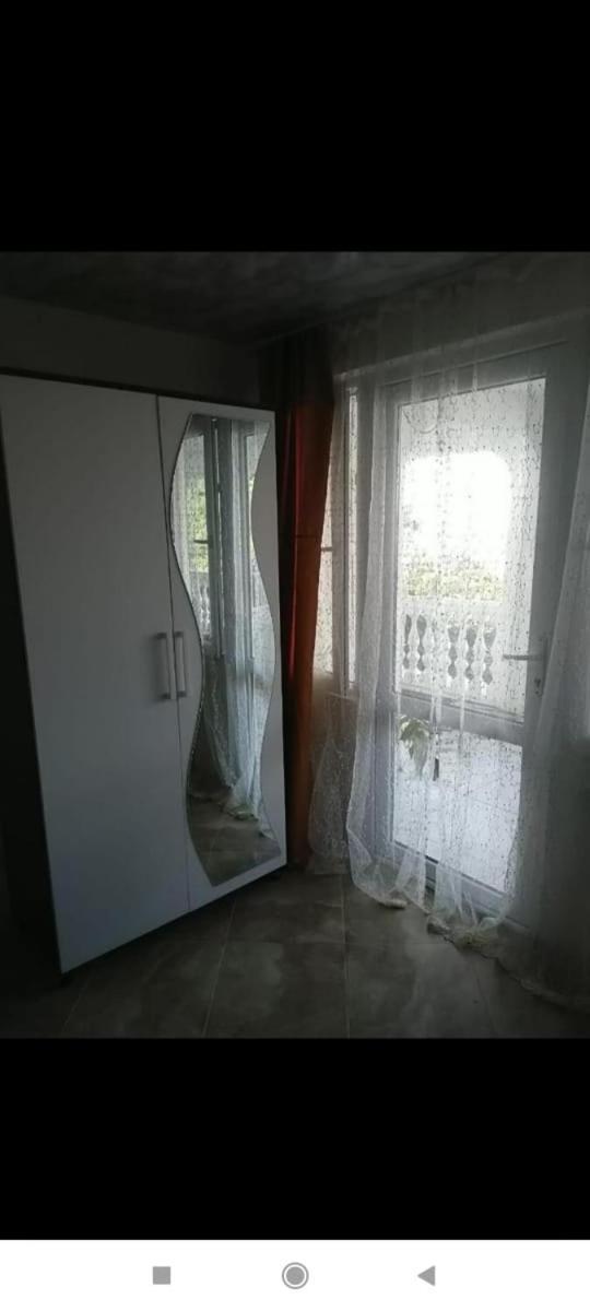 Geno Guest House Kvariati Habitación foto