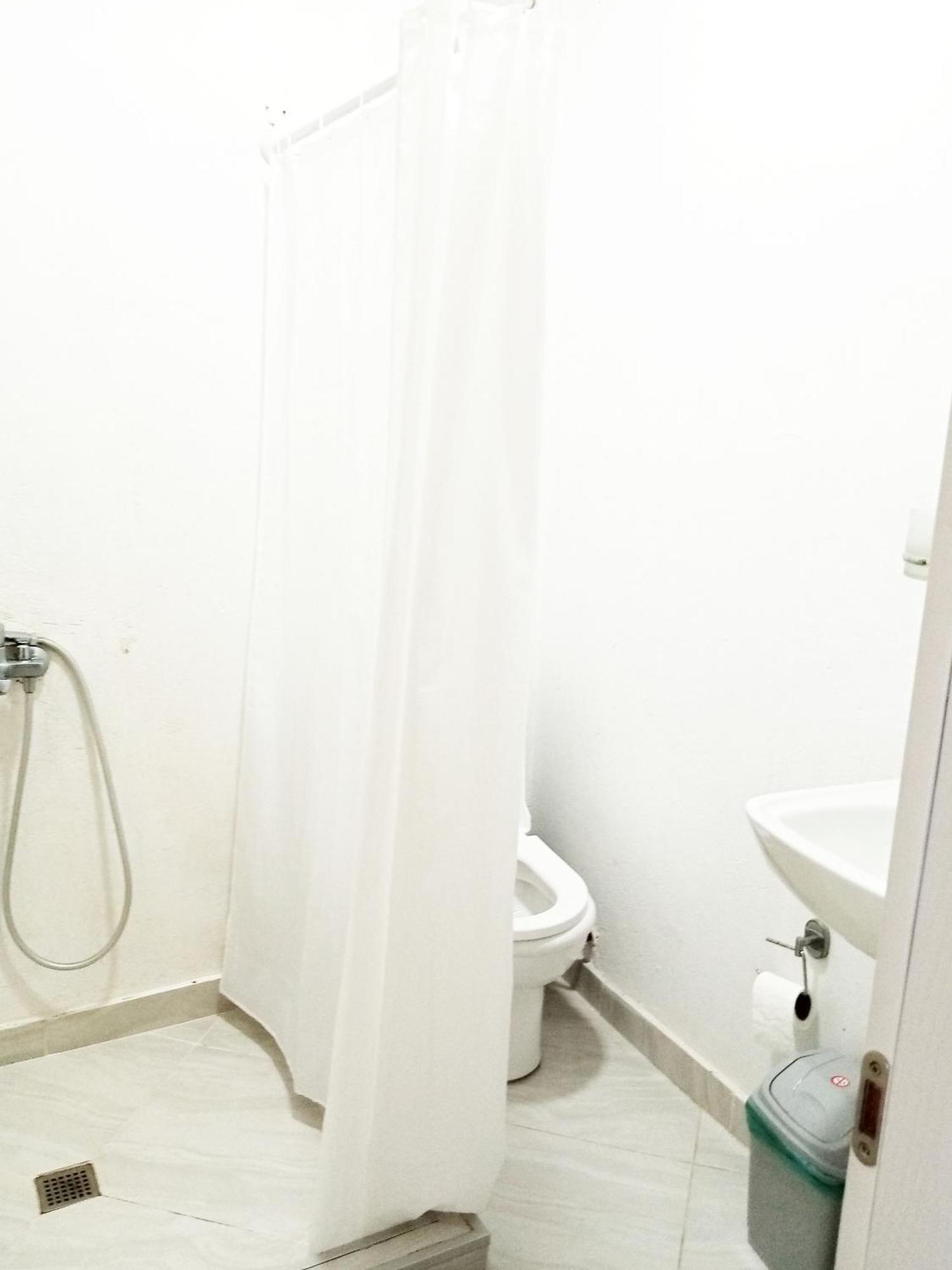 Geno Guest House Kvariati Habitación foto